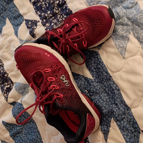 Ryka Vivid RZX walking shoes - Picture 3 of 3